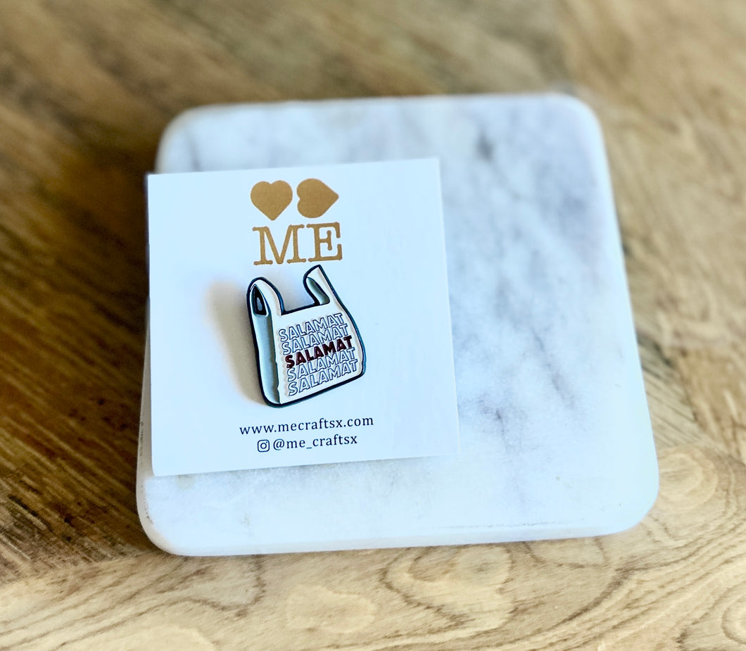 Salamat Shopping Bag Enamel Pin