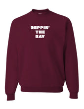 Load image into Gallery viewer, Reppin&#39; The Bay Sweatshirt
