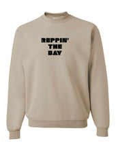 Load image into Gallery viewer, Reppin&#39; The Bay Sweatshirt
